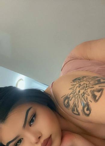 Peaches, 25 Asian female escort, Kitchener